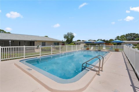 Casa en venta en Saint Petersburg, Florida, 2 dormitorios, 109.62 m2 № 1879780 - foto 9