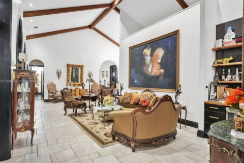 Купить виллу или дом в Майами, Флорида 7 спален, 561.59м2, № 1939332 - фото 15