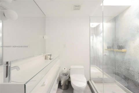 Condominio en venta en Miami Beach, Florida, 1 dormitorio, 64.66 m2 № 2088442 - foto 9