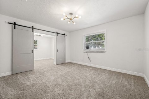 Casa en venta en Saint Petersburg, Florida, 4 dormitorios, 196.49 m2 № 1848615 - foto 17