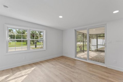 Villa ou maison à louer à New Smyrna Beach, Floride: 4 chambres, 214.42 m2 № 1908086 - photo 25