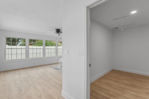 Casa en alquiler en New Smyrna Beach, Florida, 4 dormitorios, 214.42 m2 № 1908086 - foto 28