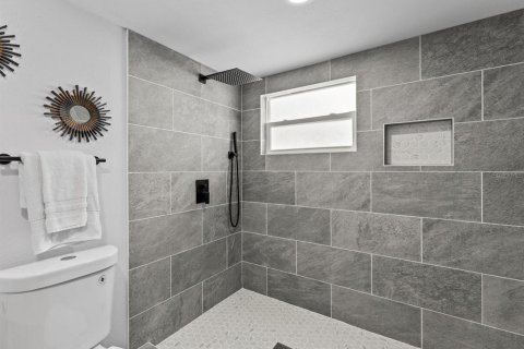 Villa ou maison à louer à New Smyrna Beach, Floride: 4 chambres, 214.42 m2 № 1908086 - photo 27