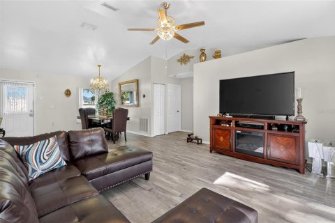 Casa en venta en Odessa, Florida, 3 dormitorios, 123.84 m2 № 2198641 - foto 20
