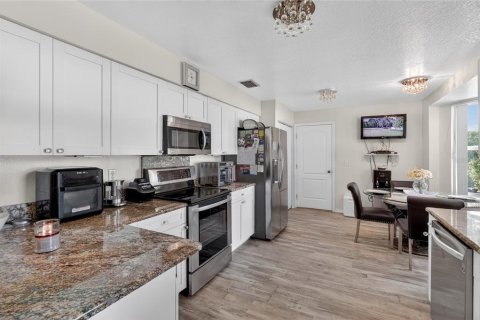 Casa en venta en Odessa, Florida, 3 dormitorios, 123.84 m2 № 2198641 - foto 23