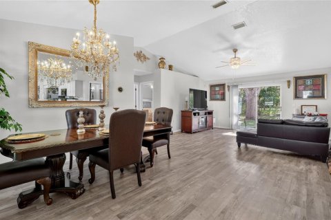 Casa en venta en Odessa, Florida, 3 dormitorios, 123.84 m2 № 2198641 - foto 12