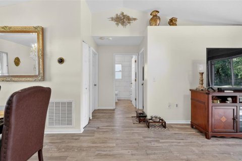 Casa en venta en Odessa, Florida, 3 dormitorios, 123.84 m2 № 2198641 - foto 29