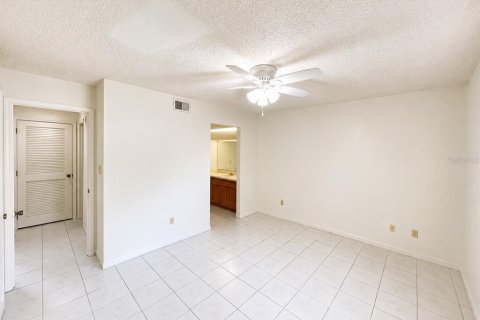 Townhouse in Casselberry, Florida 3 bedrooms, 117.06 sq.m. № 2317279 - photo 6