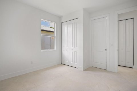 Villa ou maison à vendre à West Palm Beach, Floride: 4 chambres, 176.61 m2 № 2428499 - photo 19
