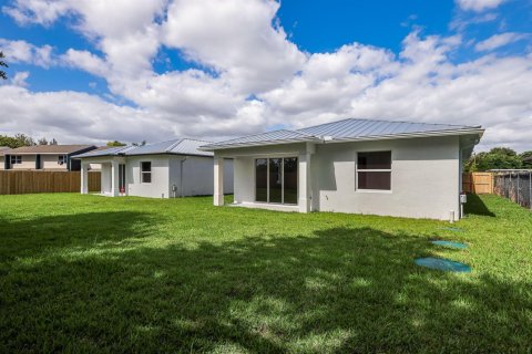 Villa ou maison à vendre à West Palm Beach, Floride: 4 chambres, 176.61 m2 № 2428499 - photo 27