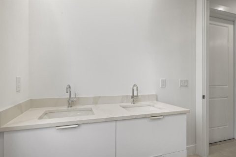 Villa ou maison à vendre à West Palm Beach, Floride: 4 chambres, 176.61 m2 № 2428499 - photo 25