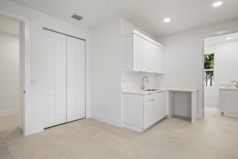 Villa ou maison à vendre à West Palm Beach, Floride: 4 chambres, 176.61 m2 № 2428499 - photo 22