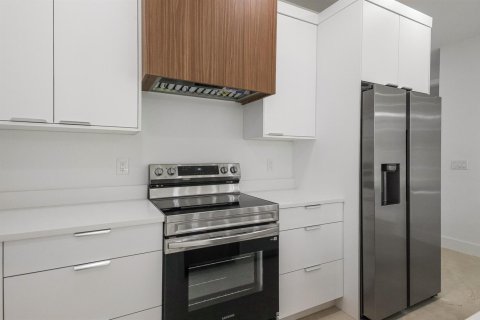 Villa ou maison à vendre à West Palm Beach, Floride: 4 chambres, 176.61 m2 № 2428499 - photo 7