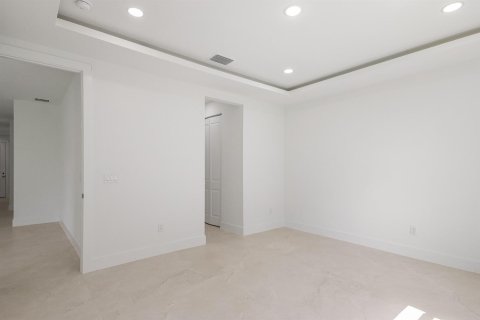 Villa ou maison à vendre à West Palm Beach, Floride: 4 chambres, 176.61 m2 № 2428499 - photo 13