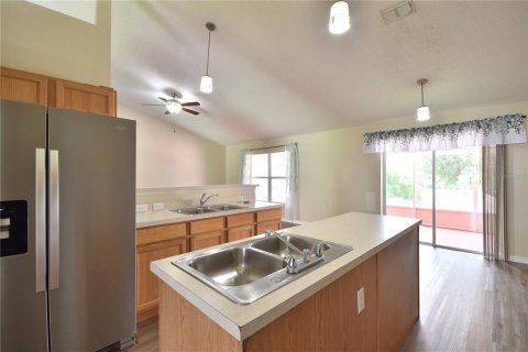 House in Minneola, Florida 4 bedrooms, 213.68 sq.m. № 1918914 - photo 10