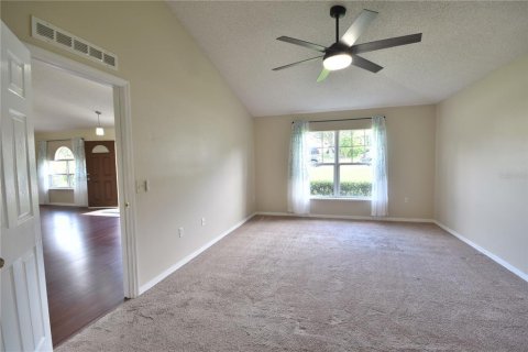 House in Minneola, Florida 4 bedrooms, 213.68 sq.m. № 1918914 - photo 4