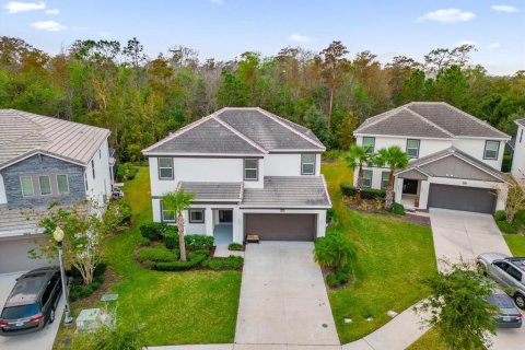 Casa en venta en Kissimmee, Florida, 6 dormitorios, 266.82 m2 № 1732735 - foto 2