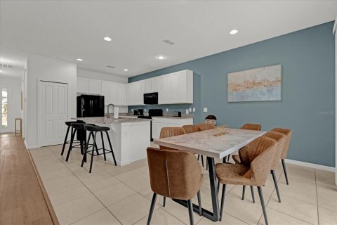 Casa en venta en Kissimmee, Florida, 6 dormitorios, 266.82 m2 № 1732735 - foto 14