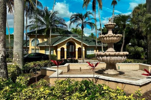 Condominio en venta en Pompano Beach, Florida, 2 dormitorios, 98.2 m2 № 1399154 - foto 26