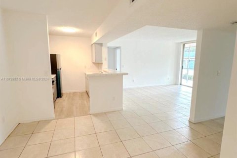 Condominio en venta en Pompano Beach, Florida, 2 dormitorios, 98.2 m2 № 1399154 - foto 3