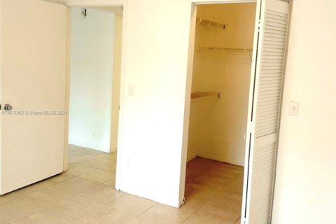 Condominio en venta en Pompano Beach, Florida, 2 dormitorios, 98.2 m2 № 1399154 - foto 16