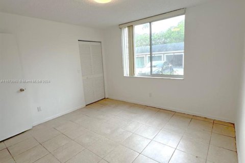 Condominio en venta en Pompano Beach, Florida, 2 dormitorios, 98.2 m2 № 1399154 - foto 12
