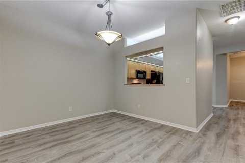 Casa en alquiler en Palm Harbor, Florida, 2 dormitorios, 131.18 m2 № 1837812 - foto 13