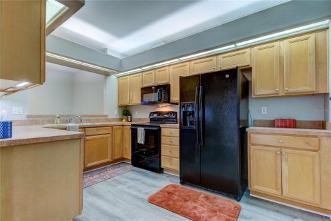 Casa en alquiler en Palm Harbor, Florida, 2 dormitorios, 131.18 m2 № 1837812 - foto 18