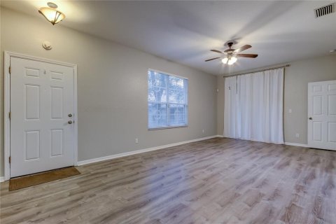 Casa en alquiler en Palm Harbor, Florida, 2 dormitorios, 131.18 m2 № 1837812 - foto 8