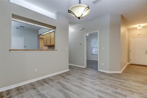 Casa en alquiler en Palm Harbor, Florida, 2 dormitorios, 131.18 m2 № 1837812 - foto 15