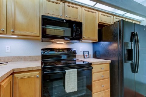 Casa en alquiler en Palm Harbor, Florida, 2 dormitorios, 131.18 m2 № 1837812 - foto 20