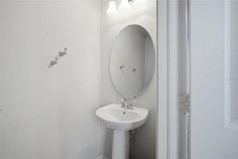 Touwnhouse à louer à Riverview, Floride: 2 chambres, 118.91 m2 № 2316580 - photo 11