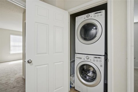 Touwnhouse à louer à Riverview, Floride: 2 chambres, 118.91 m2 № 2316580 - photo 12
