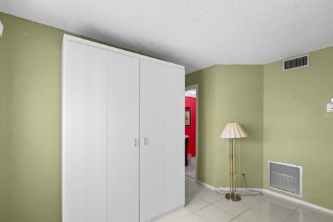 Copropriété à vendre à Delray Beach, Floride: 2 chambres, 85.84 m2 № 2147039 - photo 14