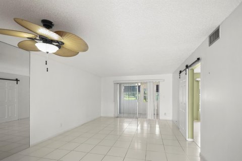 Copropriété à vendre à Delray Beach, Floride: 2 chambres, 85.84 m2 № 2147039 - photo 2