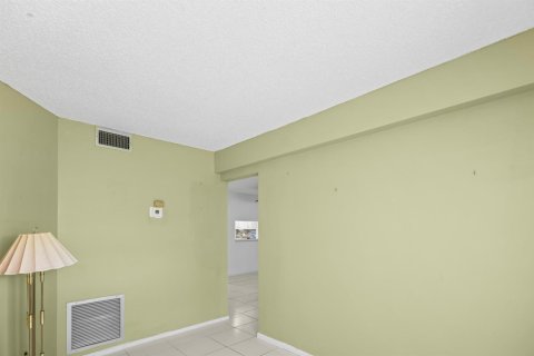 Copropriété à vendre à Delray Beach, Floride: 2 chambres, 85.84 m2 № 2147039 - photo 15