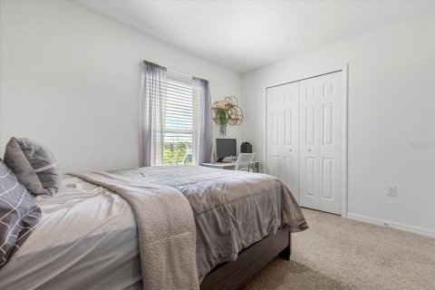 House in Haines City, Florida 3 bedrooms, 138.98 sq.m. № 1720118 - photo 15