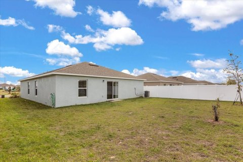 House in Haines City, Florida 3 bedrooms, 138.98 sq.m. № 1720118 - photo 24
