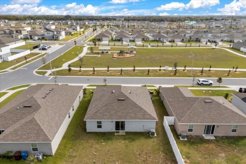 House in Haines City, Florida 3 bedrooms, 138.98 sq.m. № 1720118 - photo 29