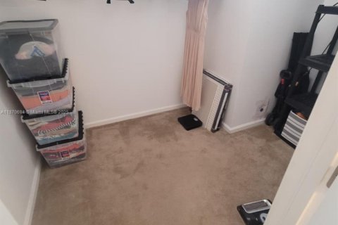 Condominio en alquiler en Deerfield Beach, Florida, 2 dormitorios № 1925644 - foto 12