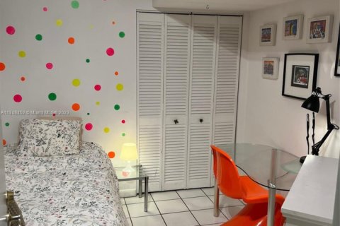 Copropriété à louer à Miami Beach, Floride: 2 chambres, 49.24 m2 № 2178499 - photo 30