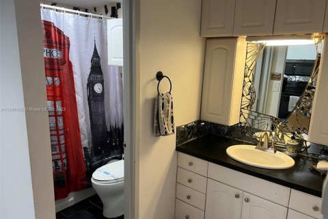 Copropriété à louer à Miami Beach, Floride: 2 chambres, 49.24 m2 № 2178499 - photo 26