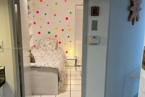 Copropriété à louer à Miami Beach, Floride: 2 chambres, 49.24 m2 № 2178499 - photo 28