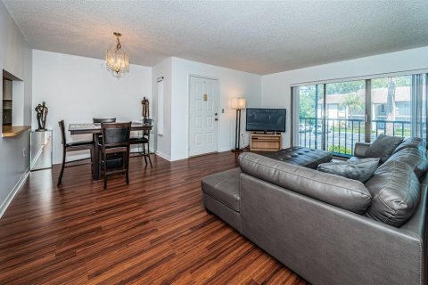 Condo in Palm Harbor, Florida, 2 bedrooms  № 2226194 - photo 5