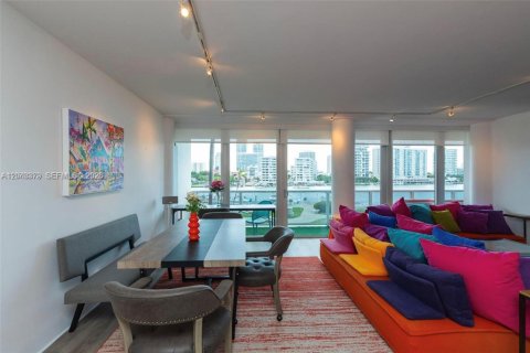 Copropriété à louer à Miami Beach, Floride: 2 chambres, 141.21 m2 № 2241879 - photo 6