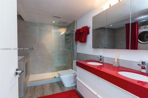 Copropriété à louer à Miami Beach, Floride: 2 chambres, 141.21 m2 № 2241879 - photo 21