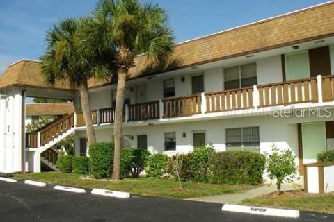 Condo in Englewood, Florida, 2 bedrooms  № 2112700
