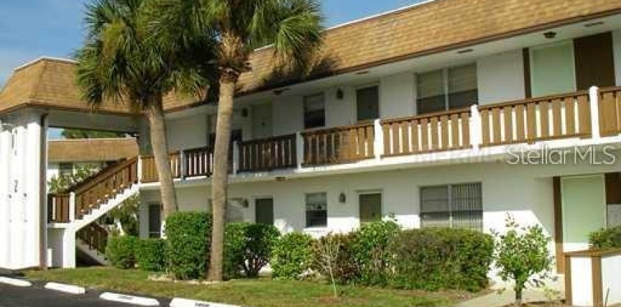 Condo in Englewood, Florida, 2 bedrooms № 2112700