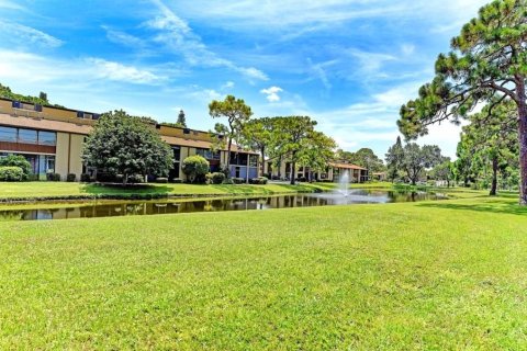 Condo in Englewood, Florida, 2 bedrooms № 2112700 - photo 29