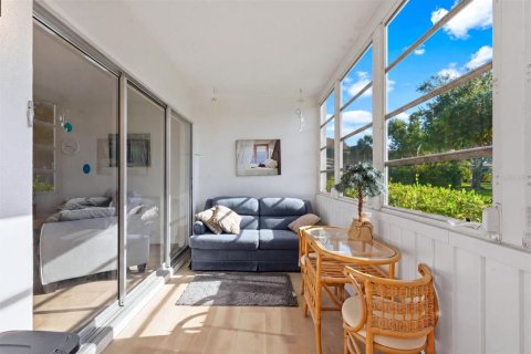 Condo in Englewood, Florida, 2 bedrooms № 2112700 - photo 21